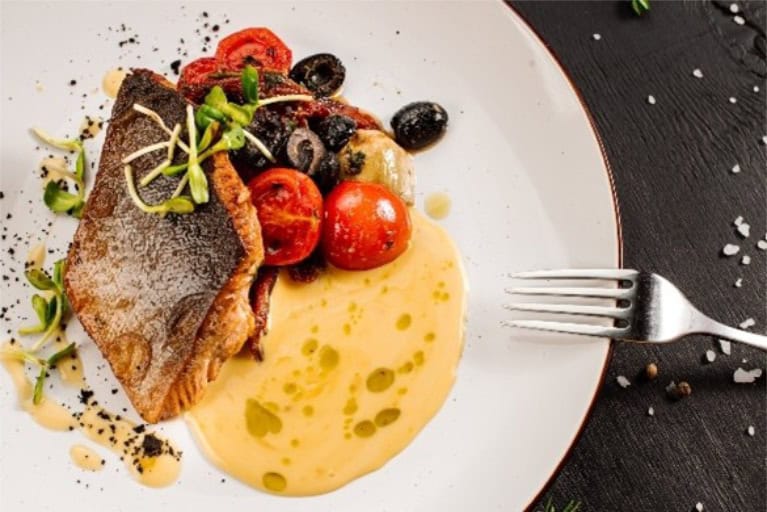 Colin Restaurant Cuisine