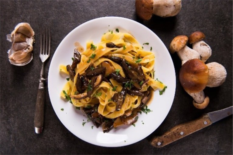 Colin Restaurant Cuisine